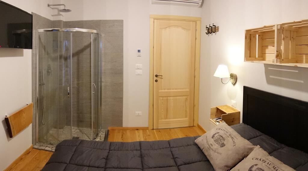Deluxe Suite with Spa Bath