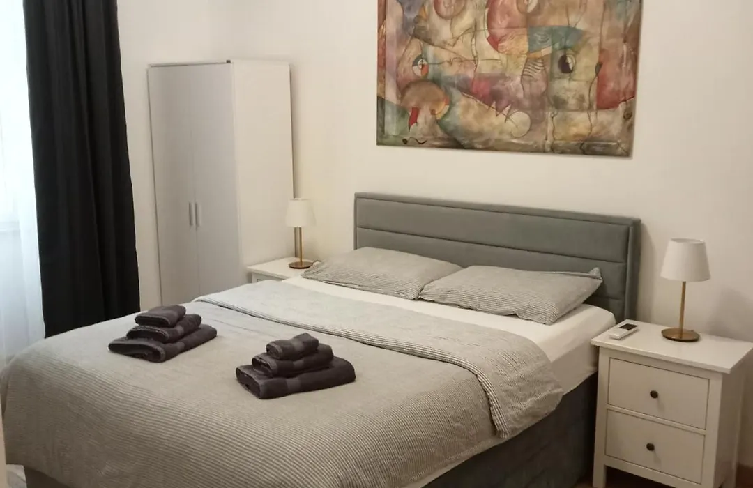 Fenix Rooms-1