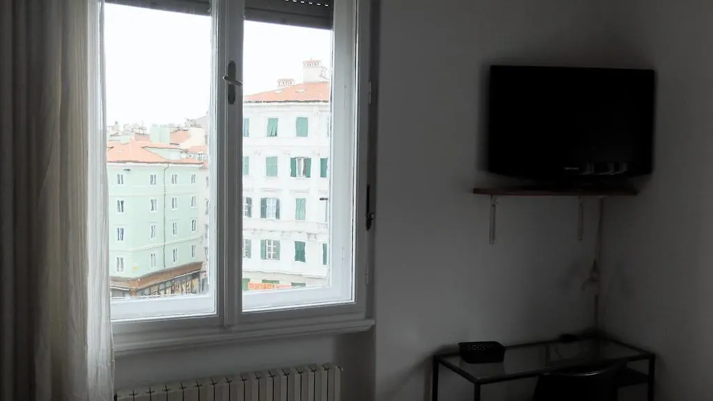 B&B Piazza Goldoni-1